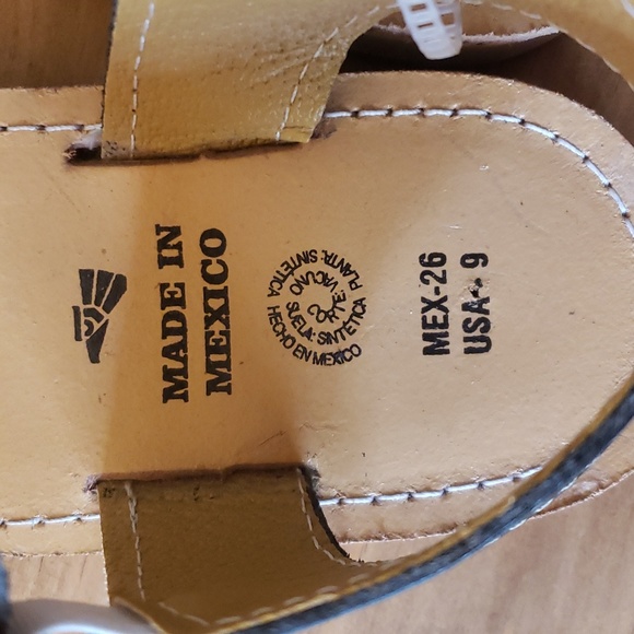 Huaraches - Picture 3 of 5